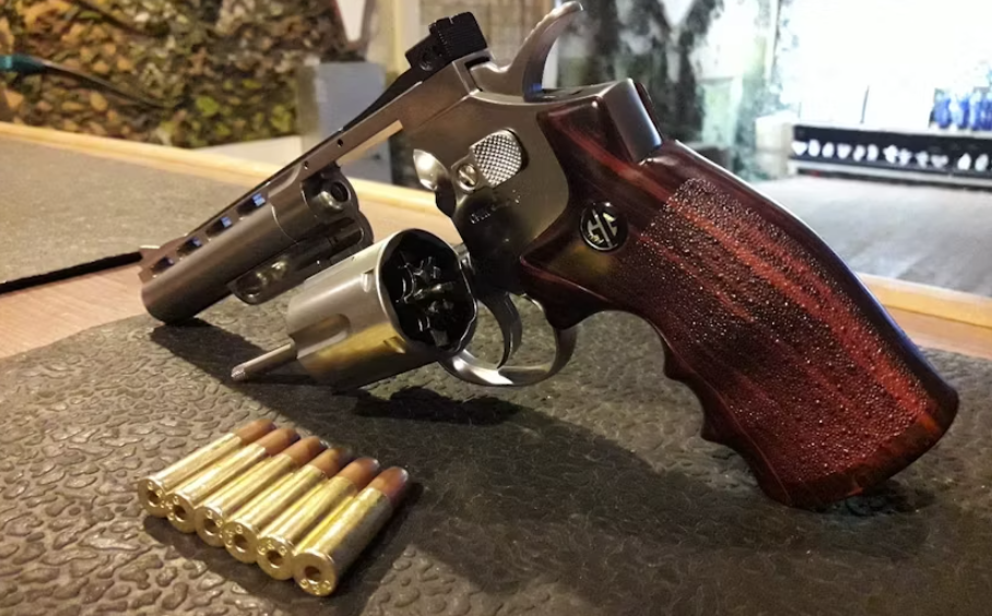 Private shooting range experience in Tallinn